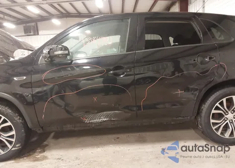 2016 Mitsubishi Outlander Sport 2.4 Es z USA, uszkodzony, nr VIN JA4AP3AW6GZ050342